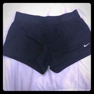 Black nike Sri for short